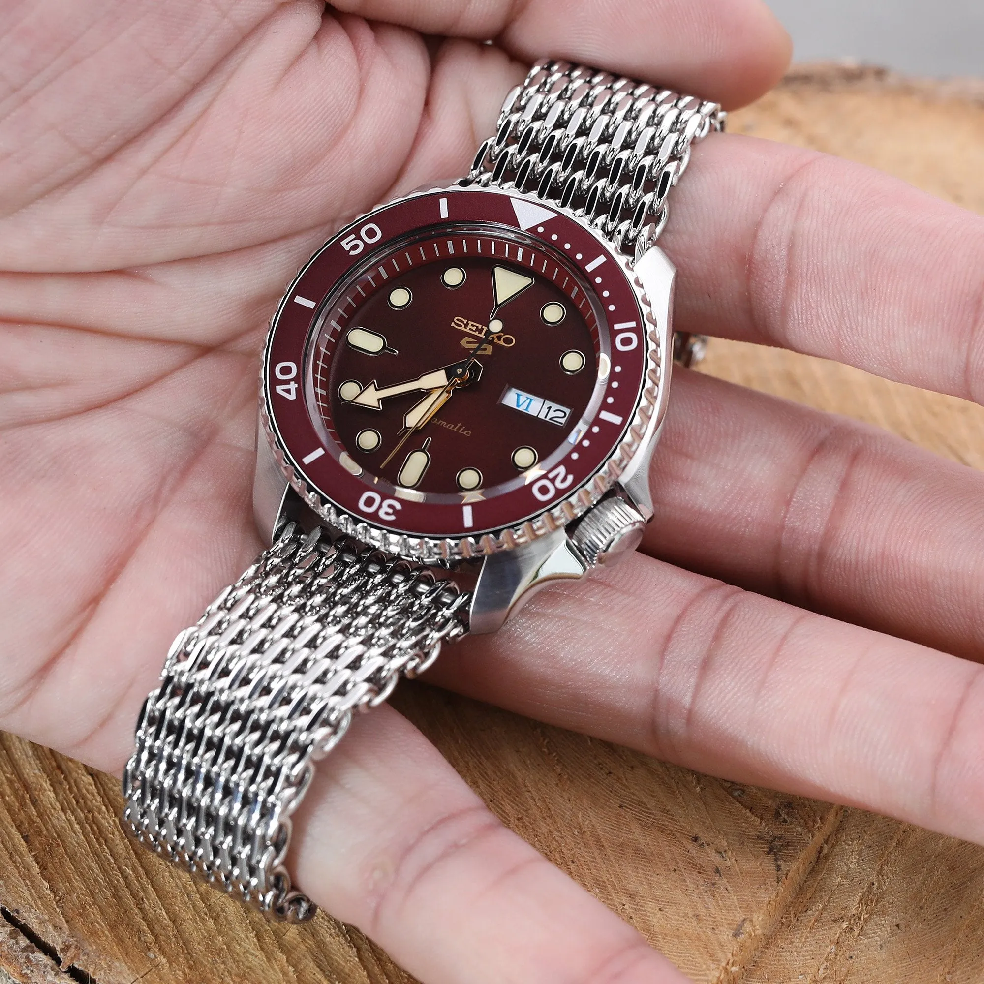 22mm Tapered "SHARK" Mesh Band, V-Clasp, Polished