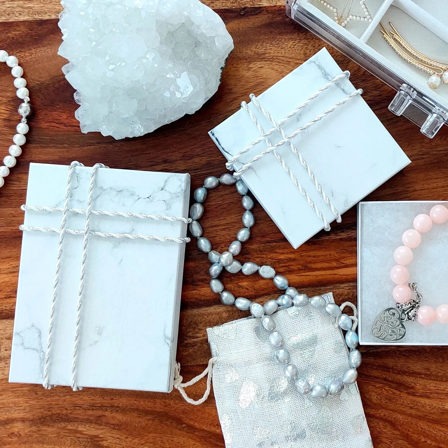 3 3/4" x 3 3/4" x 2" Marble White Cotton Filled Paper Box