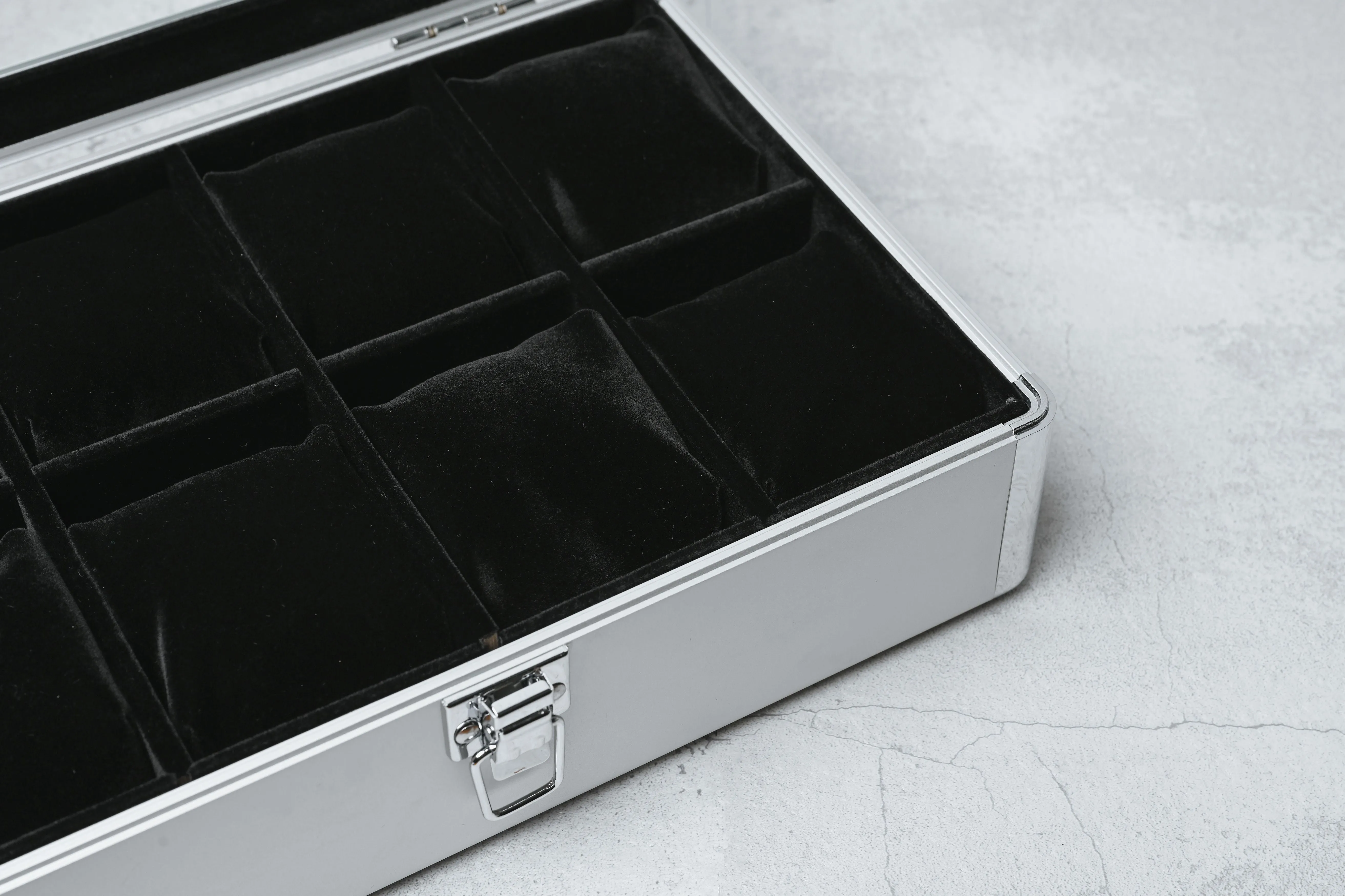 Aluminum watch case for 8 watches, 8 watch collection case, made of aluminum, 1 piece ES-SE54030AL