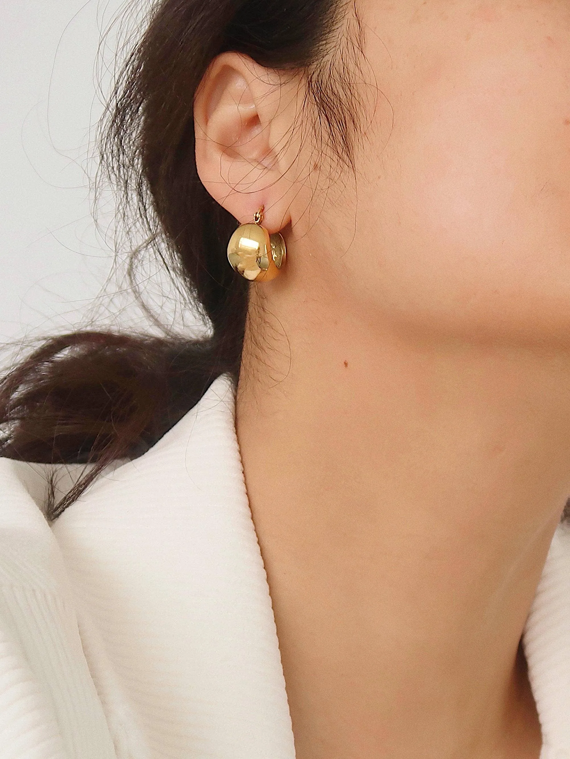 Amlie Huggie Earrings