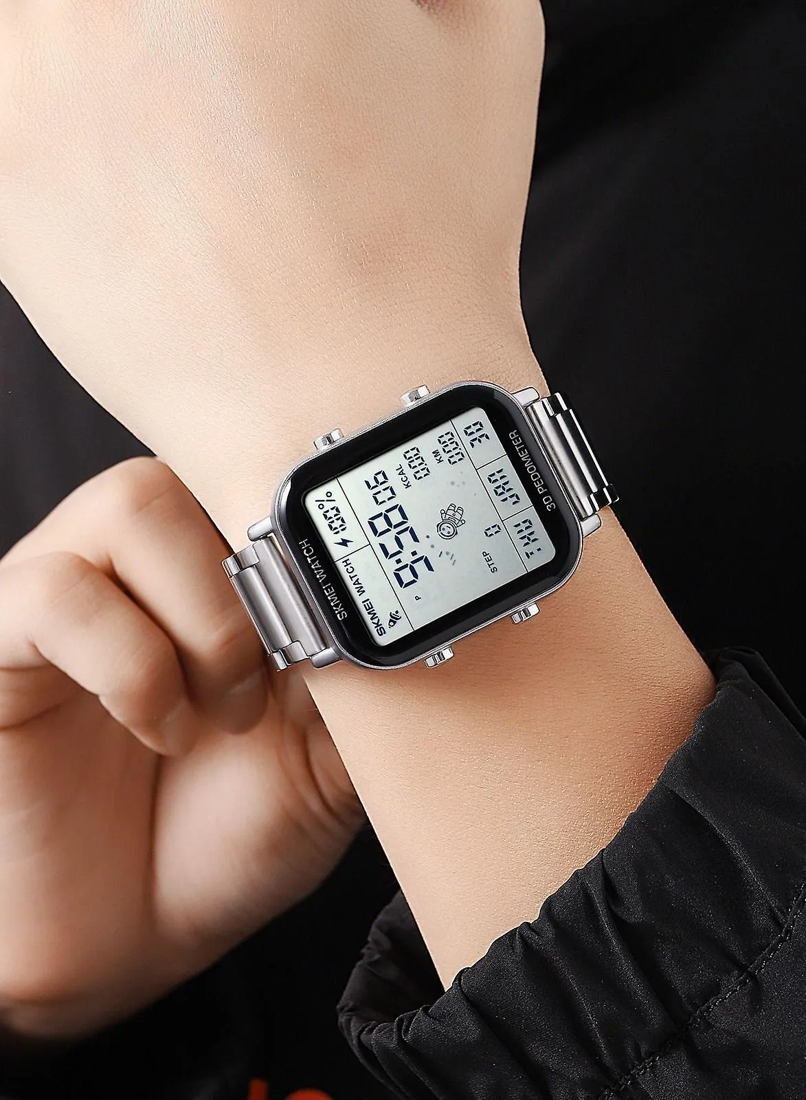 Men's Multi-function Waterproof Watch 3D Pedometer W892055