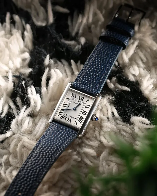 "Lagoon" Watch Strap in Caviar // Blue