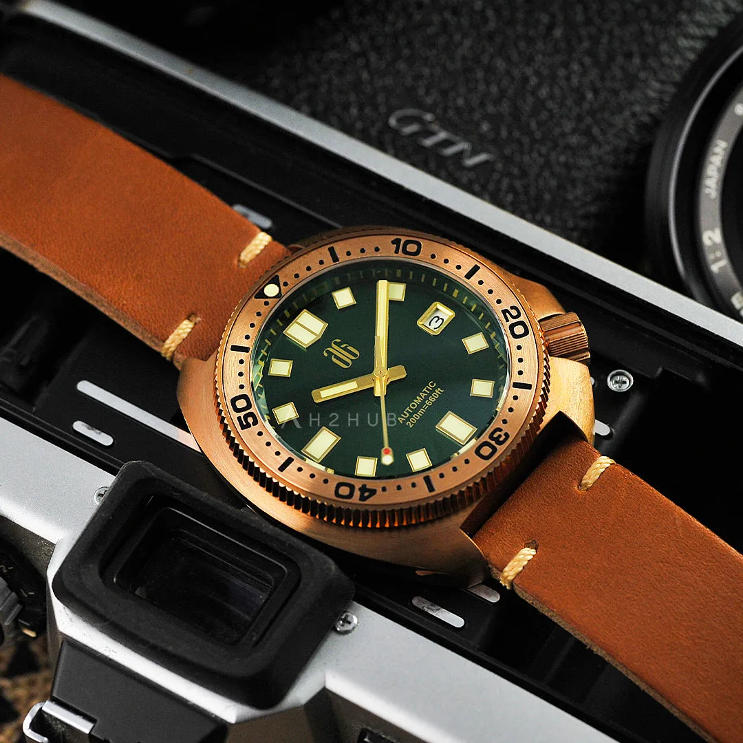 The Sea Titan AG Collective Bronze Series 200m Diver Watch G 8044 G-GN